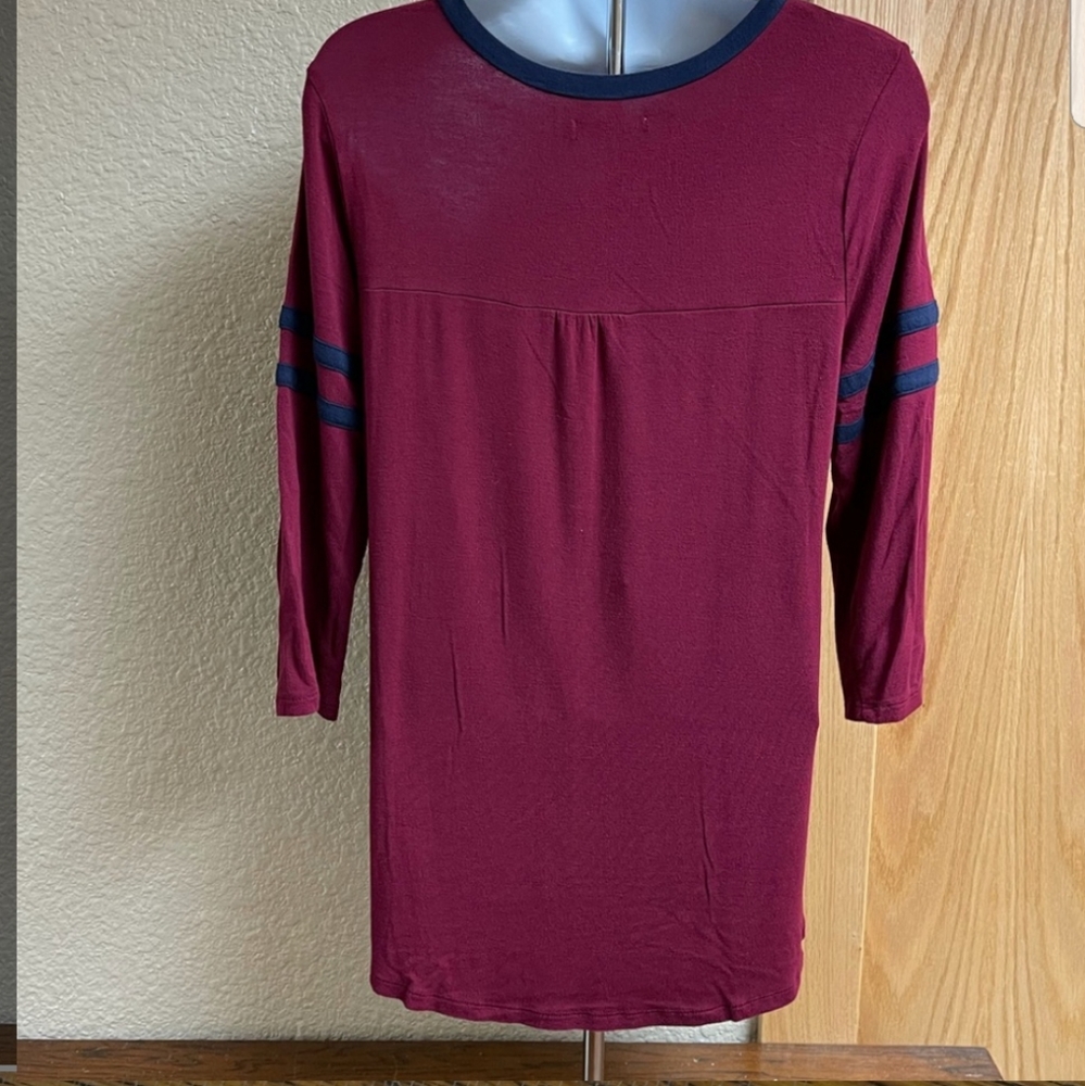 Maurices Dark Pink and Navy Baseball Style Top - Picture 2 of 4